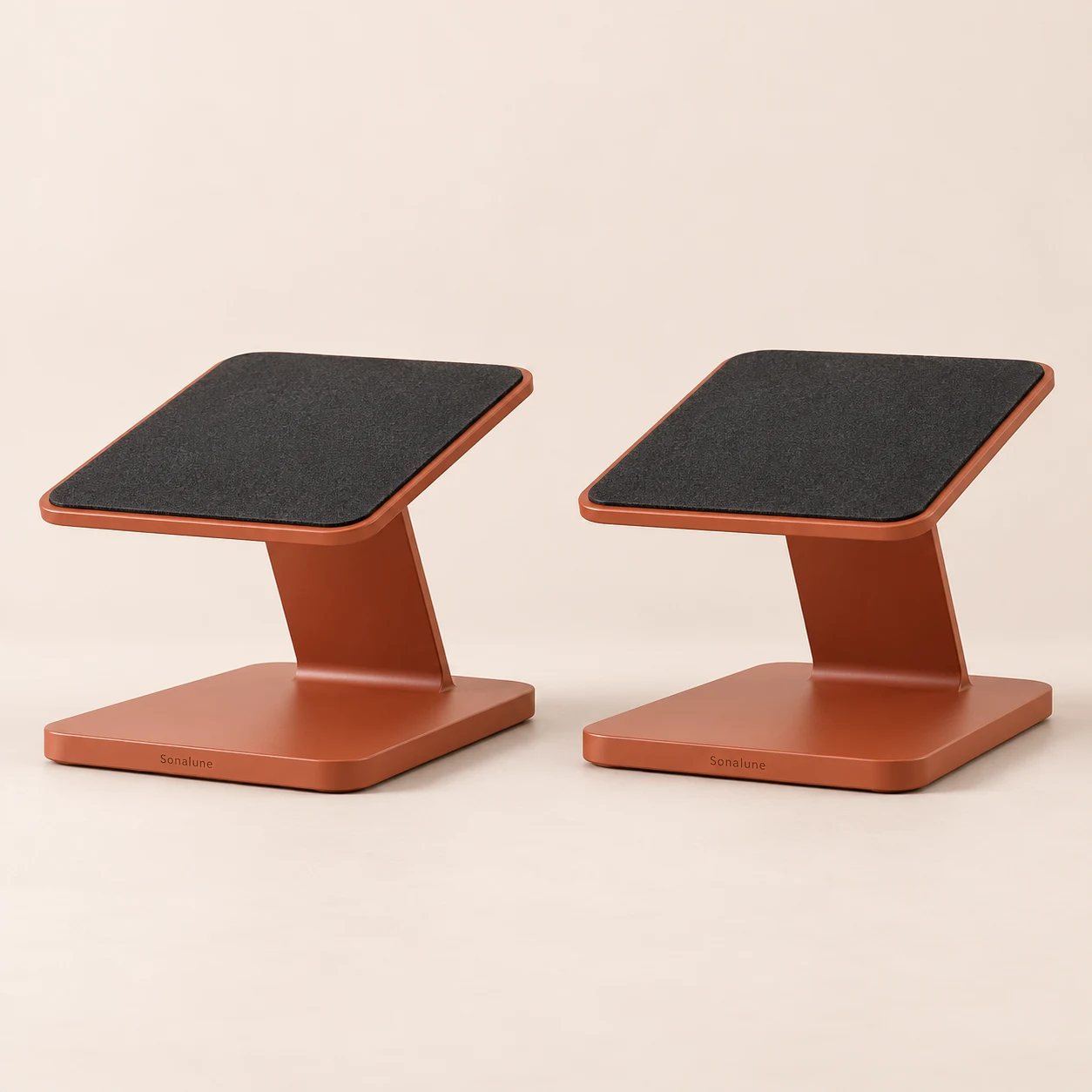 S4 desktop stand pair